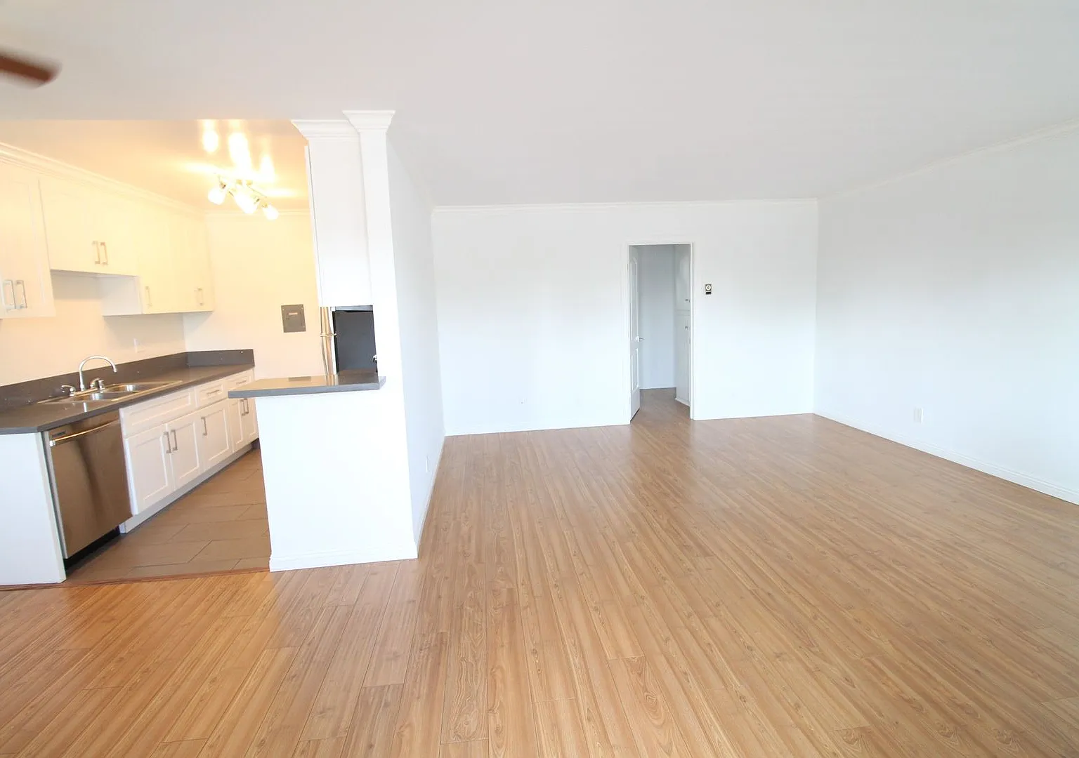 9612 Lucerne Ave — Photo 2