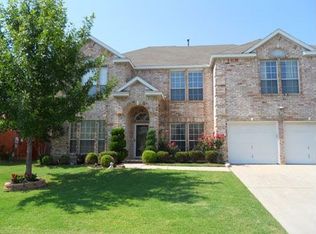 624 Delores Dr, Grand Prairie, TX 75052