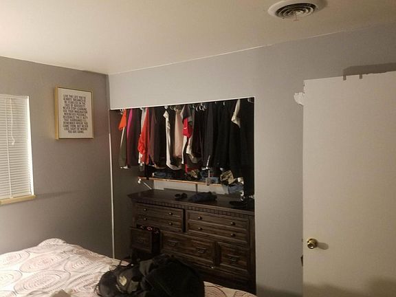 Room1Closet