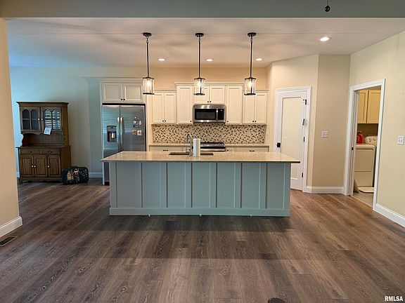 5th image of 1508 Dearborn Dr