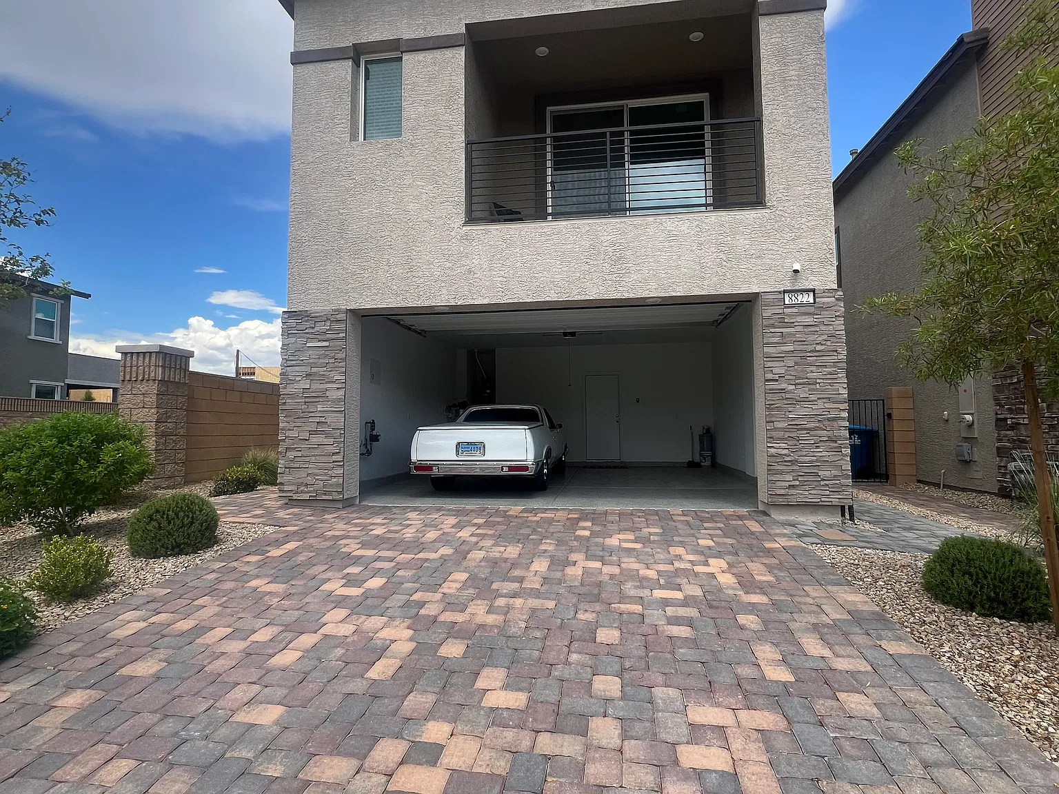 3 bed, 1570 sqft, $2,450 — Photo 2