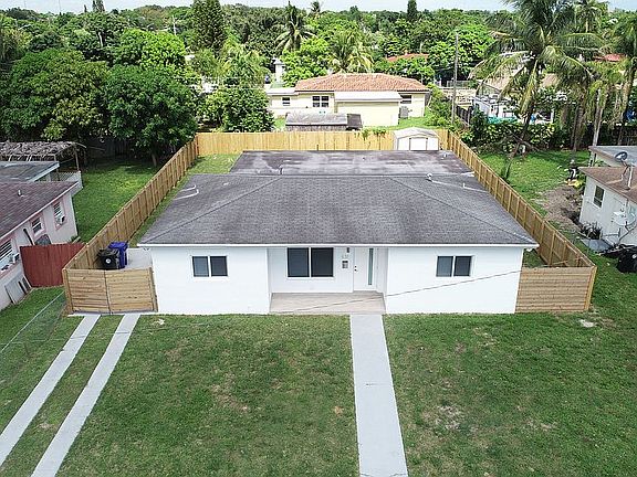 2nd image of 631 NE 168th St