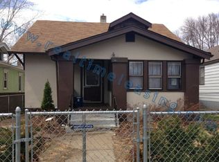 581 Pascal St N, Saint Paul, MN 55104