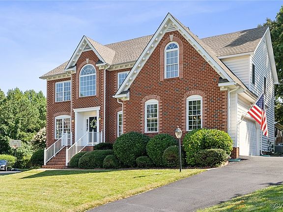 2nd image of 5020 Sadler Glen Pl