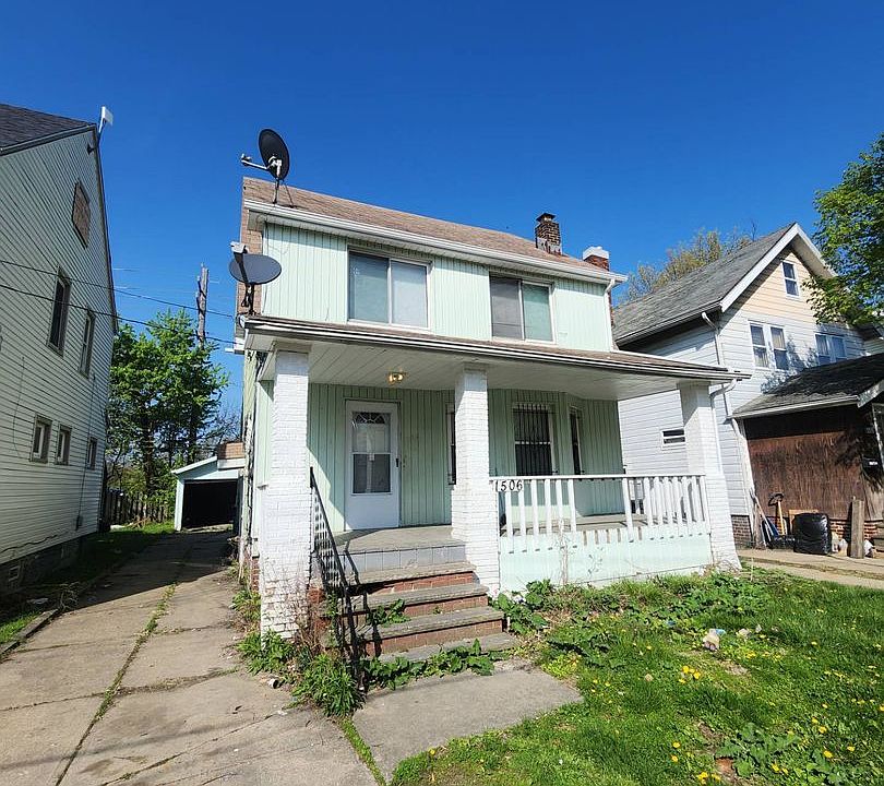 1st image of 1506 Larchmont Rd