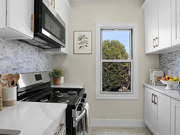4th image of 2716 Gunther Ave #2
