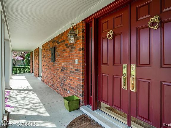 5th image of 12881 Beacon Hill Dr
