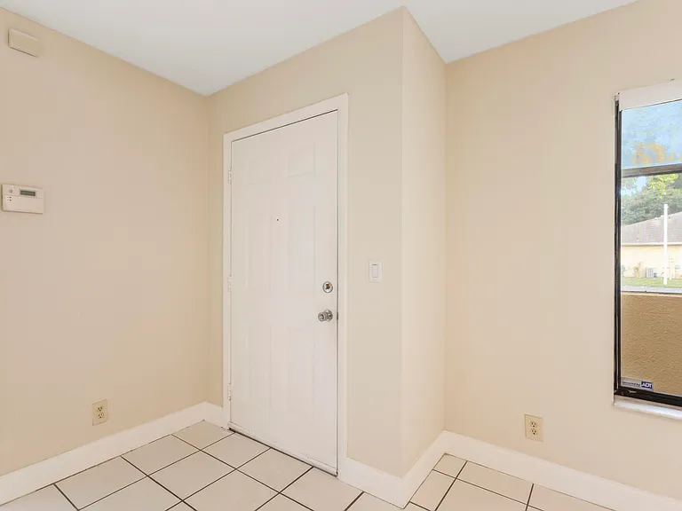 4806 Cherry Rd — Photo 8