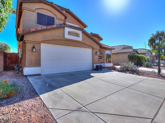 5th image of 42447 W CHAMBERS Drive