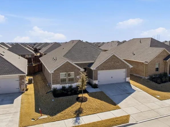 748 Soar Sky Way, Lavon, TX 75166