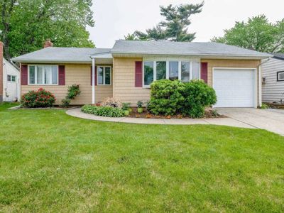 2081 Saddle Path, Seaford, NY, 11783