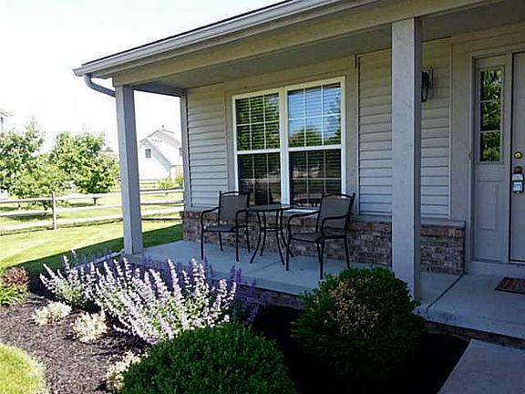 2nd image of 840 Little Creek Dr