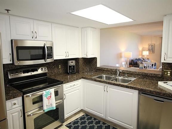 5th image of 2700 N Highway A1a APT 302