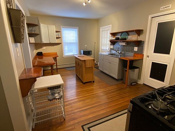 4th image of 495 Tyler St #495