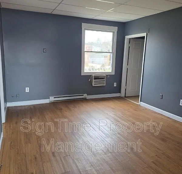 66 W Church St — Photo 5