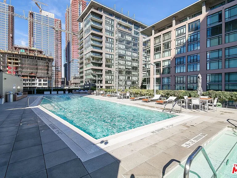 1155 S Grand Ave #713 — Photo 11