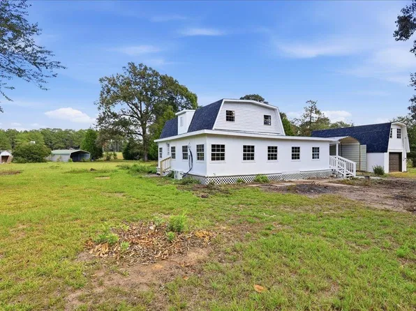 351 County Road 4580, Spurger, TX 77660