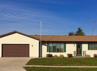 2510 Grand Ave, Manitowoc, WI 54220