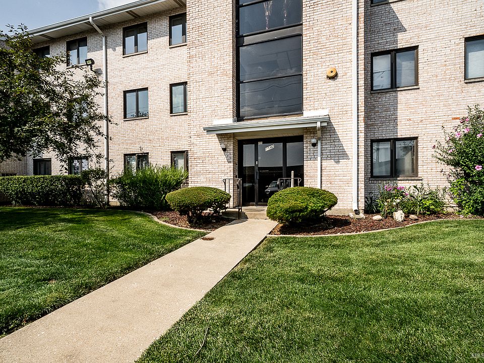 1st image of 7542 Briartree Ln APT 411