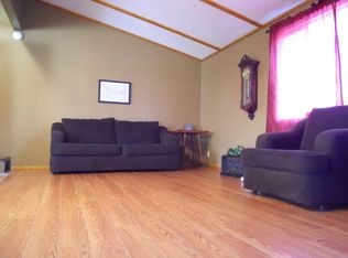 715 Memorial Dr, International Falls, MN 56649