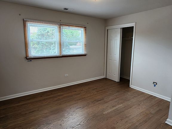 3rd image of 6504 W Diversey Ave #3