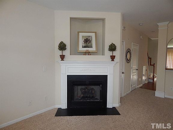 4th image of 3725 Ramblewood Ave