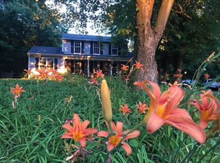 38384 Downs Ct, Hamilton, VA 20158