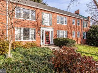 1924 N Rhodes St APT 85, Arlington, VA 22201