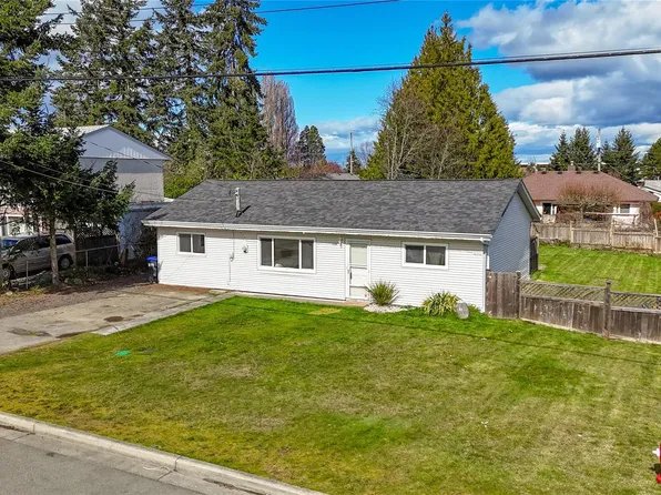 125 Stanford Ave W, Parksville, BC V9P 1M2