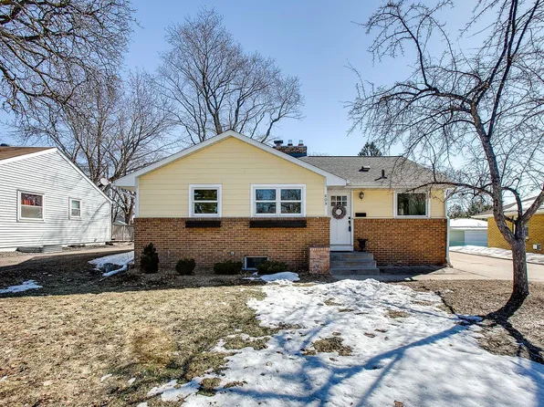609 5th Ave S, Hopkins, MN 55343