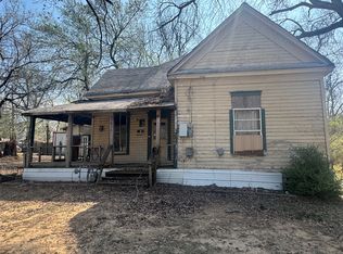1415 Graham St, Paris, TX 75460