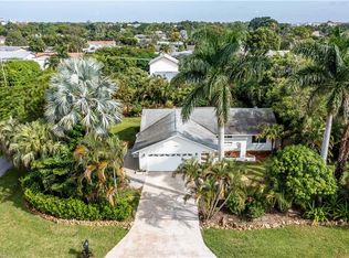 1271 N Alhambra Cir, Naples, FL 34103