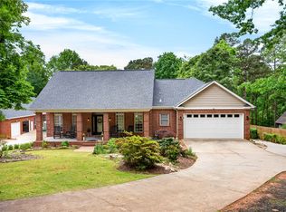 135 Winding River Dr, Anderson, SC 29625