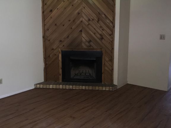 3rd image of 603 Bracewood Cir