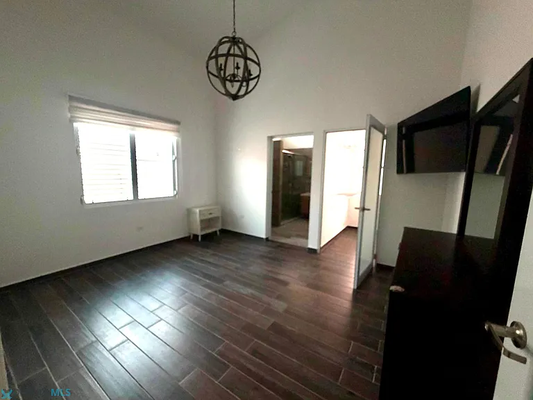 108 Urb Villas De Sotomayor — Photo 8
