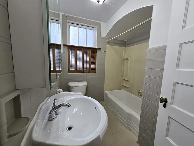 249 E Park Blvd #1 — Photo 12