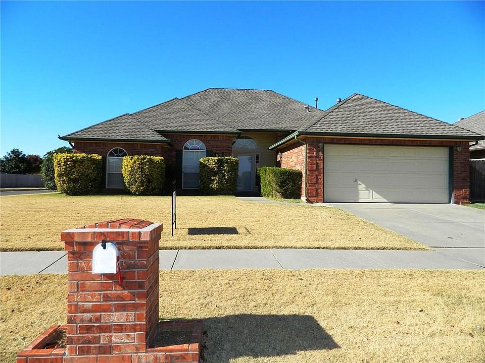 1st image of 15521 Stone Meadows Dr