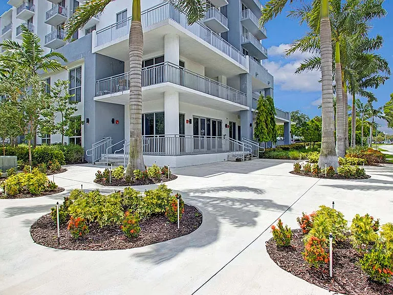 275 Fontaine Parc — Photo 24