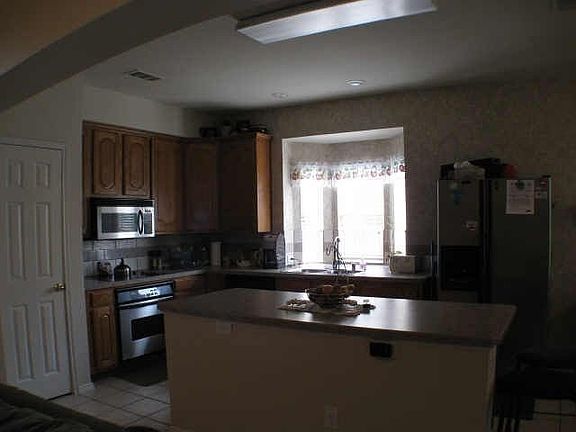 5th image of 1513 Birchbrook Dr