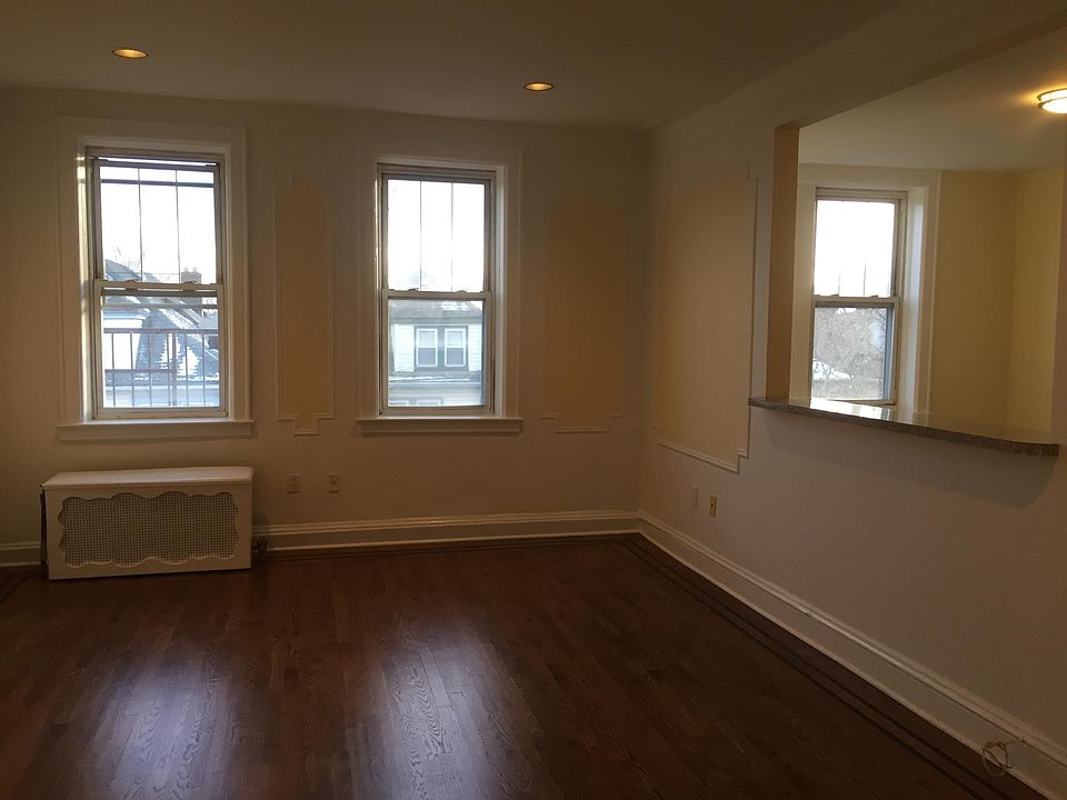 2nd image of 9005 2nd Ave #C2