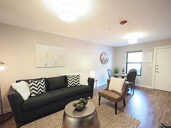 Seating room