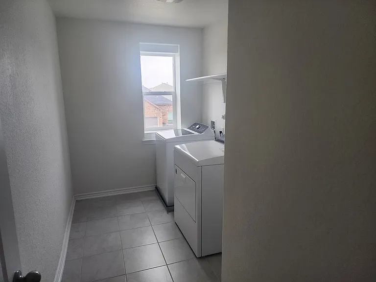 3515 Andromeda Way — Photo 24