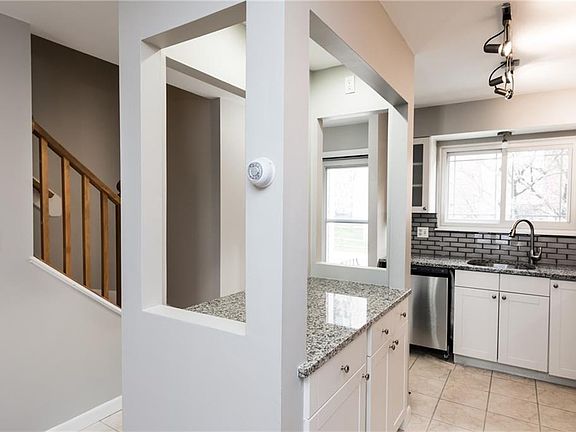 3rd image of 51 Geneva St #51