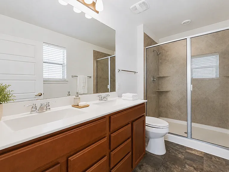 1030 Gruma — Photo 15