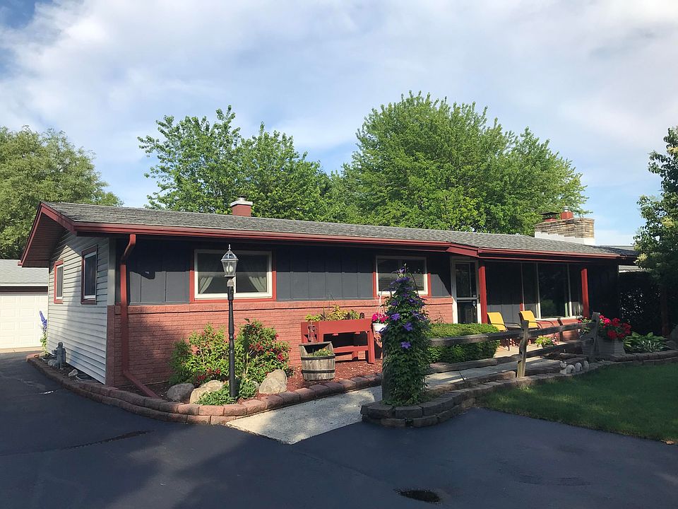 1st image of 434 Hillview Cir