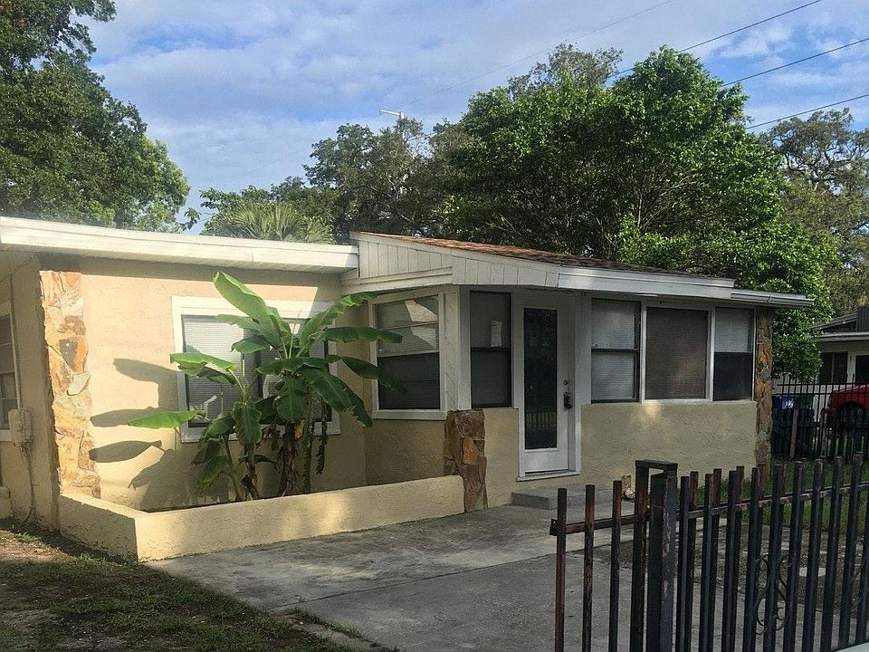 2nd image of 10214 Annette Ave
