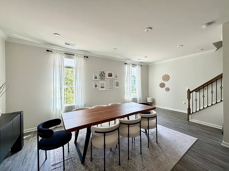 141 Callowhill Ln — Photo 8