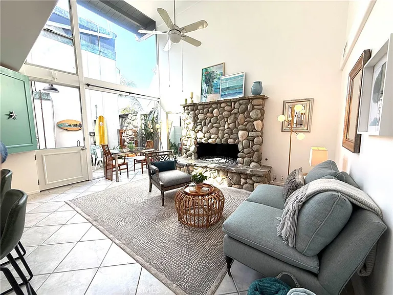 436 Fernleaf Ave #1/2 — Photo 4