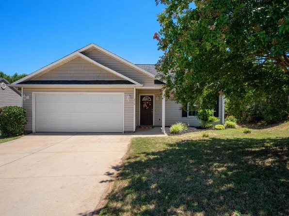 214 Galena Ln, Greer, SC 29651