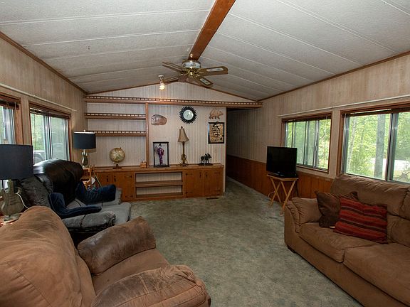 2nd image of 21113 Jayhawk Dr